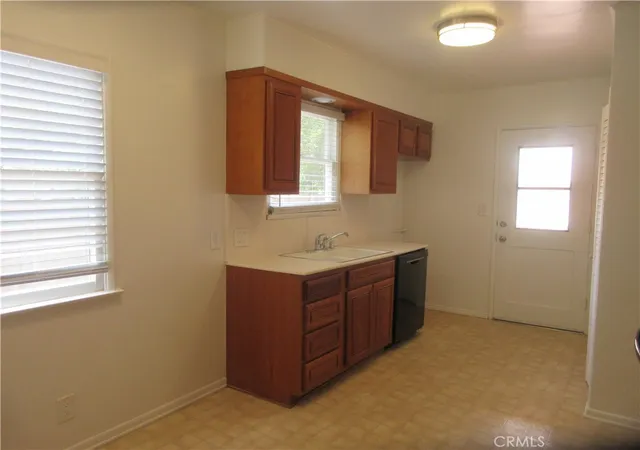 5th image of 8813 Nestle, Northridge, CA 91325 | MLS# SR26134049