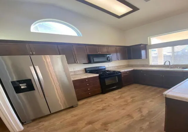 3rd image of 7383 Ensminger Ave, Visalia, CA 93227 | MLS# 219149404DA