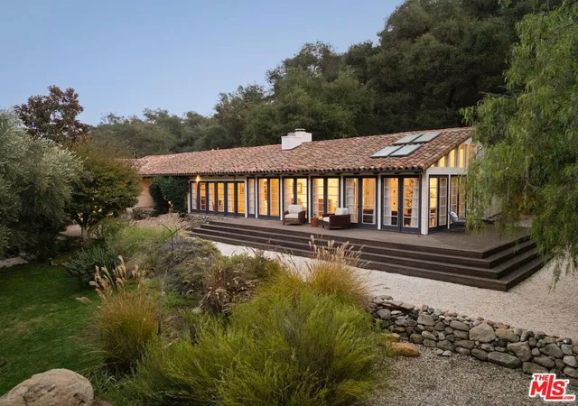 Homes for sale in Topanga, CA | 647 Old Topanga Canyon Rd, Topanga, CA 90290 | MLS# 26849693