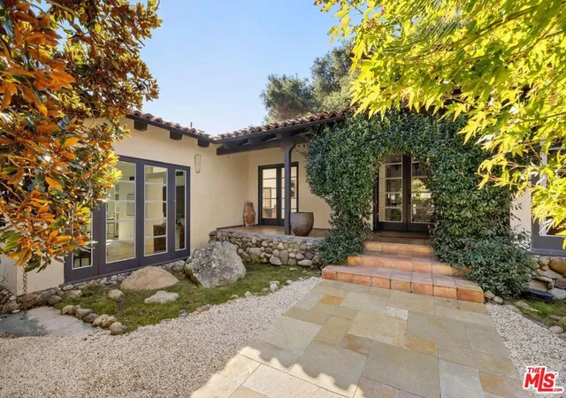 Homes for sale in Topanga, CA | 647 Old Topanga Canyon Rd, Topanga, CA 90290 | MLS# 26849693