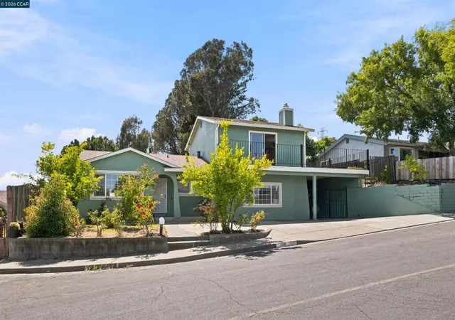 Homes for sale in Vallejo, CA | 306 Winchester St, Vallejo, CA 94590 | MLS# 41138929