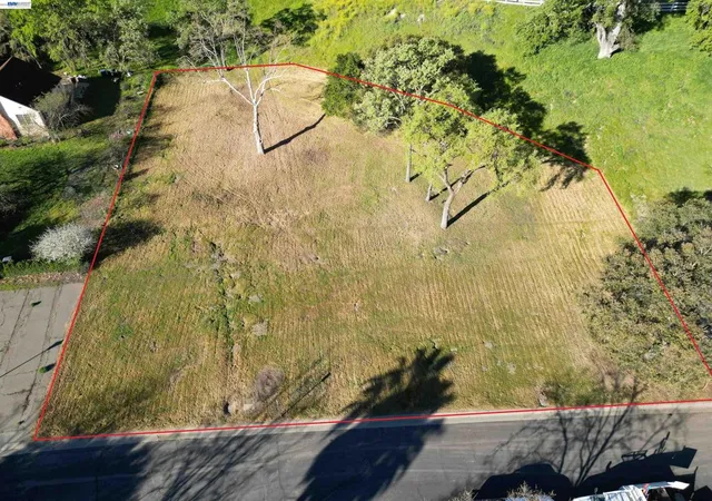 Photo 2 of Land for sale at 8278 Sassafras Ct, Pleasanton, CA 94566 | MLS# 41138933 | Listing updated on 2026-09-18