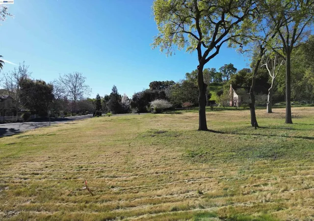 Photo 3 of Land for sale at 8278 Sassafras Ct, Pleasanton, CA 94566 | MLS# 41138933 | Listing updated on 2026-09-18