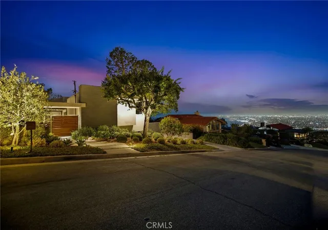 2nd image of 6085 Woodfern Dr, Rancho Palos Verdes, CA 90275 | MLS# PV26131820