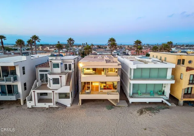 Photo 3 of Single family home for sale at 827 Mandalay Beach Rd, Oxnard, CA 93035 | MLS# V1-37091 | Listing updated on 2026-09-24