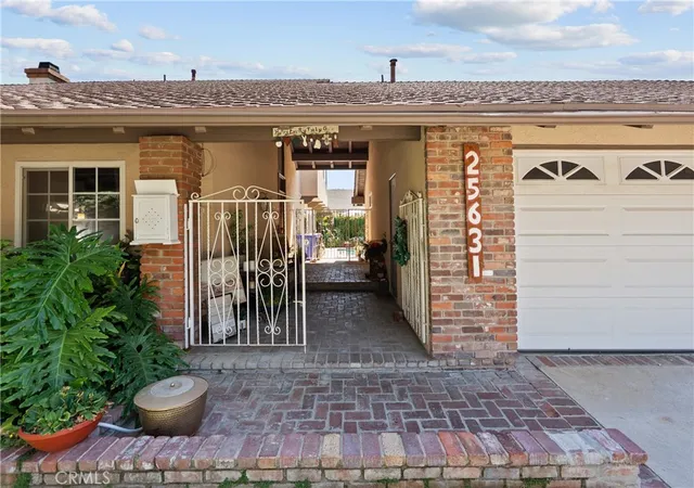 Homes for sale in Valencia, CA | 25631 Bellerive, Valencia, CA 91355 | MLS# SR26128461