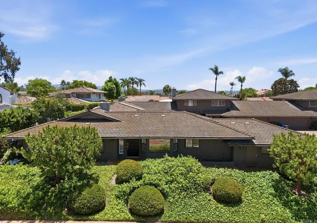 Homes for sale in Rancho Santa Fe, CA | 6137 Paseo Delicias, Rancho Santa Fe, CA 92067 | MLS# NDP2605912