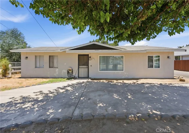 Photo 1 of Single family home for sale at 40672 Mayberry, Hemet, CA 92544 | MLS# CV26133656 | Listing updated on 2026-10-01