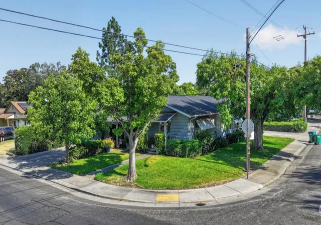 1st image of 442 W Lincoln Rd, Stockton, CA 95207 | MLS# ML82051621