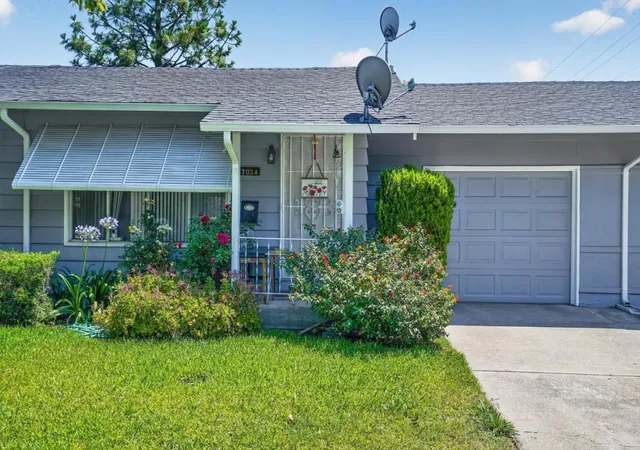 5th image of 442 W Lincoln Rd, Stockton, CA 95207 | MLS# ML82051621