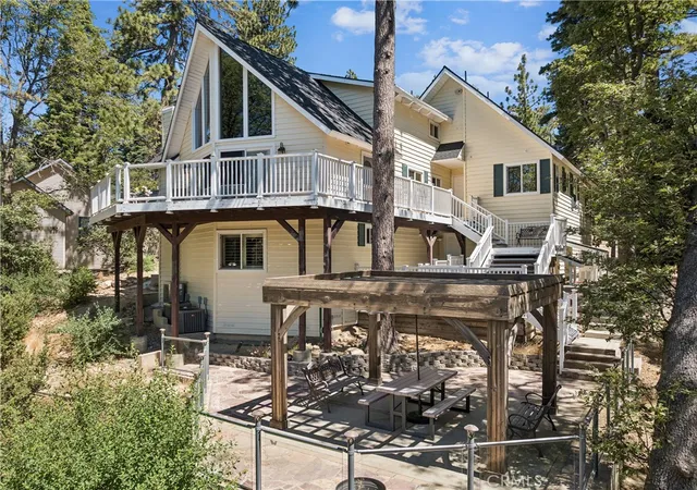 Photo 3 of Single family home for sale at 26355 Augusta, Lake Arrowhead, CA 92352 | MLS# IG26133498 | Listing updated on 2026-09-29