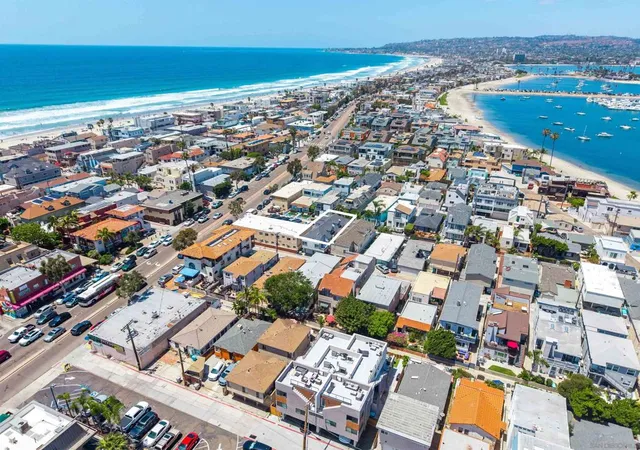 3rd image of 813 15 Isthmus Court, San Diego, CA 92109 | MLS# 260014969SD
