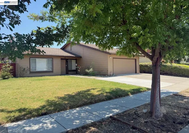 Homes for sale in Fremont, CA | 33457 Caliban Dr, Fremont, CA 94555 | MLS# 41138995