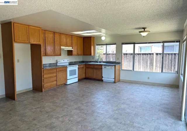 Homes for sale in Fremont, CA | 33457 Caliban Dr, Fremont, CA 94555 | MLS# 41138995
