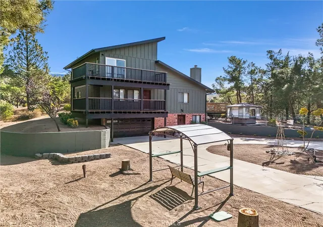 Homes for sale in Banning, CA | 48085 Twin Pines Rd, Banning, CA 92220 | MLS# SW26128577