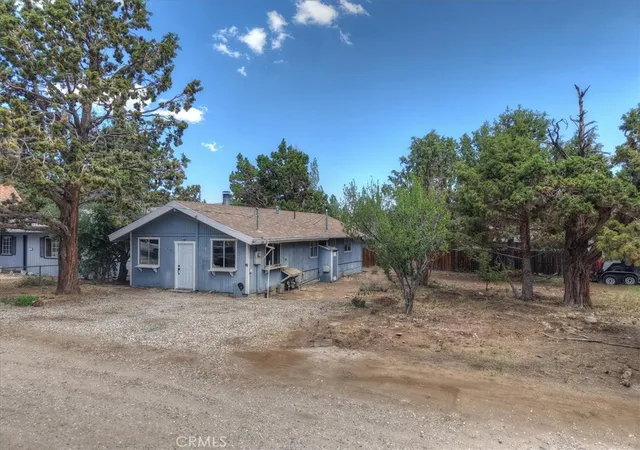 3rd image of 2165 3Rd, Big Bear City, CA 92314 | MLS# IG26133593