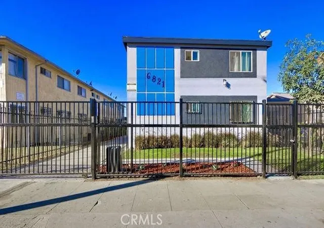 Multi family home for sale at 6821 11th Avenue, Los Angeles, CA 90043 | MLS# OC26134385