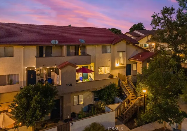 Photo 3 of Condo for sale at 158 Maegan #7, Thousand Oaks, CA 91362 | MLS# OC26134390 | Listing updated on 2026-10-06