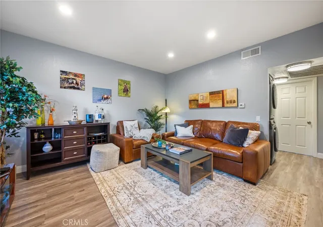 Photo 2 of Condo for sale at 158 Maegan #7, Thousand Oaks, CA 91362 | MLS# OC26134390 | Listing updated on 2026-10-06