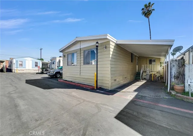 2nd image of 716 N Grand Ave #D7, Covina, CA 91724 | MLS# AR26134394