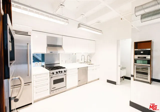 3rd image of 6253 Hollywood Blvd #507, Los Angeles, CA 90028 | MLS# 26849893