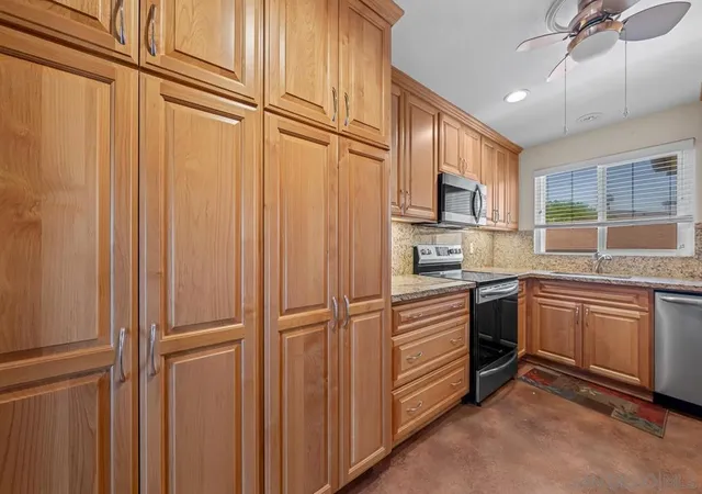 Homes for sale in San Marcos, CA | 1044 La Ventana, San Marcos, CA 92078 | MLS# 260014982SD
