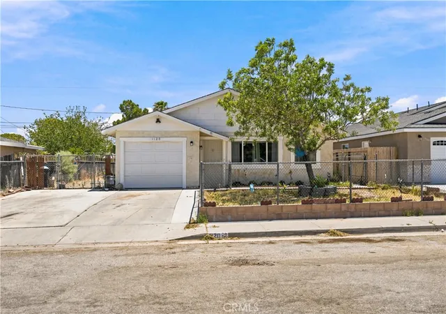 Homes for sale in Ridgecrest, CA | 1120 S Yorktown St, Ridgecrest, CA 93555 | MLS# IG26133997