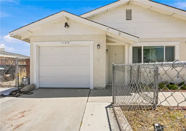 Homes for sale in Ridgecrest, CA | 1120 S Yorktown St, Ridgecrest, CA 93555 | MLS# IG26133997