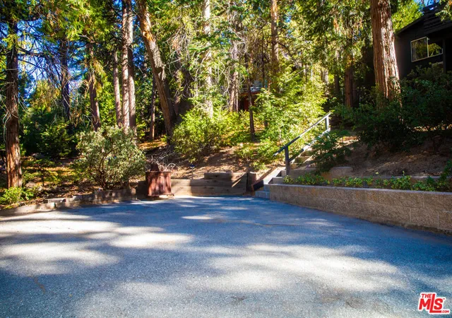 3rd image of 25270 Nestwa Trl, Idyllwild, CA 92549 | MLS# 26844491