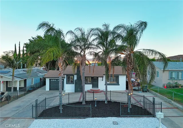 Photo 1 of Single family home for sale at 3946 Tomlinson, Riverside, CA 92503 | MLS# DW26134349 | Listing updated on 2026-09-29