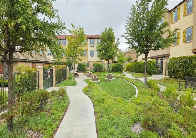 16th image of 22041 Barrington Wy, Santa Clarita, CA 91350 | MLS# SR26134009