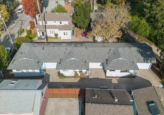 Photo 3 of Multi family home for sale at 136 Market St, Santa Cruz, CA 95062 | MLS# ML82051657 | Listing updated on 2026-10-08