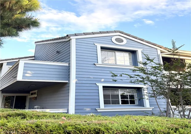 Homes for sale in Placentia, CA | 101 South Lakeview Avenue #101E, Placentia, CA 92870 | MLS# OC26133433