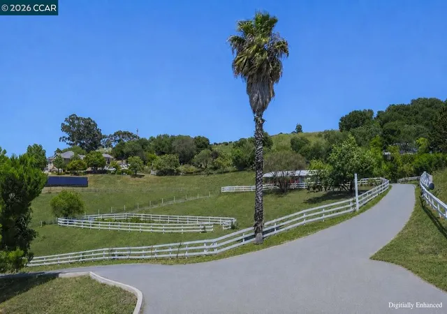 Homes for sale in Lafayette, CA | 370 Castello, Lafayette, CA 94549 | MLS# 41139016