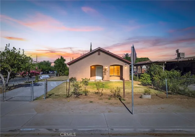 Homes for sale in Arvin, CA | 301 N Derby, Arvin, CA 93203 | MLS# NS26133501