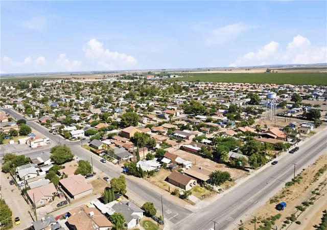 Homes for sale in Arvin, CA | 301 N Derby, Arvin, CA 93203 | MLS# NS26133501
