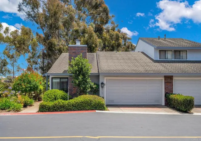 3rd image of 8151 Caminito Sonoma, La Jolla, CA 92037 | MLS# NDP2605932