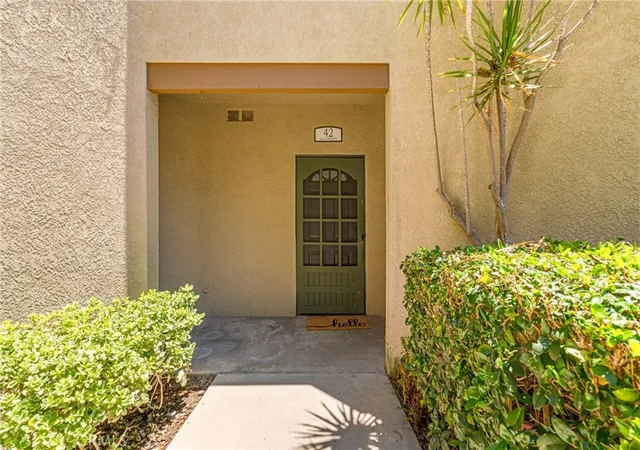 Homes for sale in Rancho Santa Margarita, CA | 42 Via Contento, Rancho Santa Margarita, CA 92688 | MLS# PW26072031