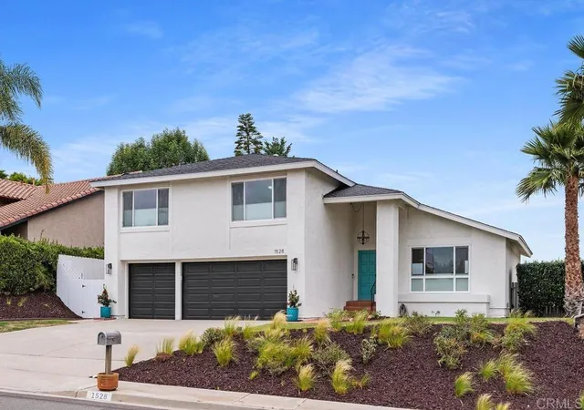 2nd image of 1528 Avenida De Los Lirios, Encinitas, CA 92024 | MLS# NDP2605935