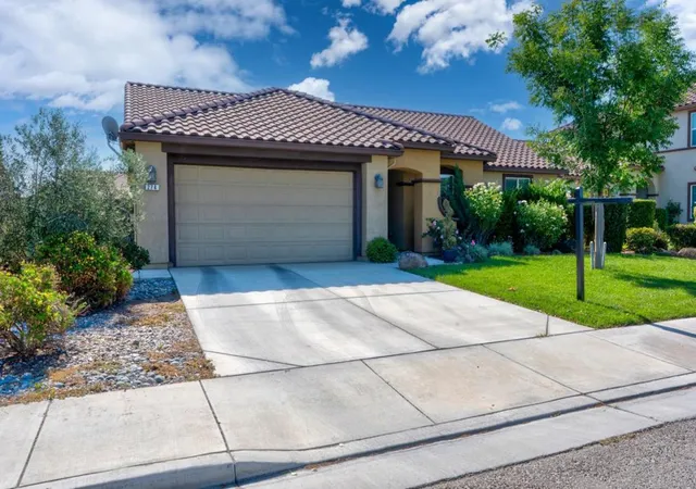 Homes for sale in Los Banos, CA | 274 North St, Los Banos, CA 93635 | MLS# ML82051669