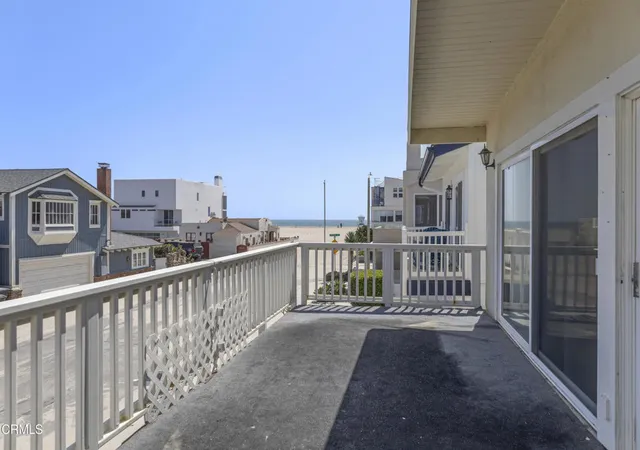 Homes for sale in Oxnard, CA | 113 La Granada St, Oxnard, CA 93035 | MLS# V1-37098
