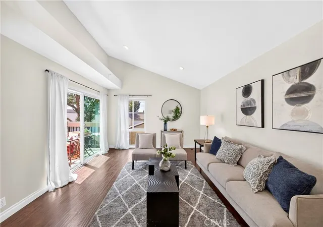 Photo 3 of Sale Pending at 5401 Twin Lakes Dr, Cypress, CA 90630 | MLS# PW26134299 | Listing updated on 2026-08-31
