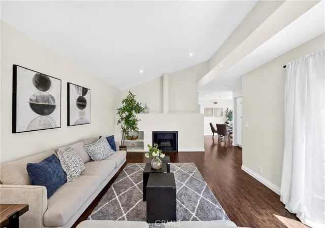 Photo 4 of Sale Pending at 5401 Twin Lakes Dr, Cypress, CA 90630 | MLS# PW26134299 | Listing updated on 2026-08-31
