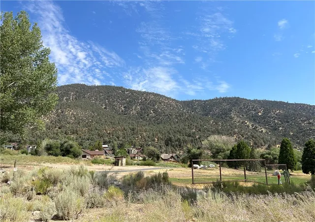 Homes for sale in Pine Mountain Club, CA | 2608 Beechwood Wy, Pine Mountain Club, CA 93222 | MLS# SR26133977
