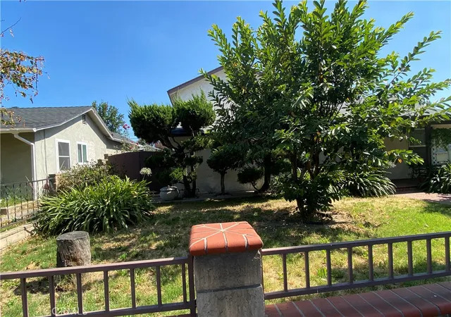 Photo 3 of Single family home for sale at 17430 Saticoy, Van Nuys, CA 91406 | MLS# SR26134559 | Listing updated on 2026-10-10