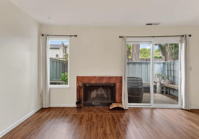 Photo 4 of Condo for sale at 4251 Sea Pines Ct, Capitola, CA 95010 | MLS# ML82050962 | Listing updated on 2026-10-05