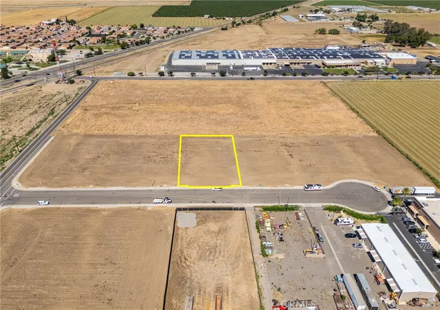 Photo 1 of Land for sale at 227 Commerce, Los Banos, CA 93635 | MLS# MC26134565 | Listing updated on 2026-06-20