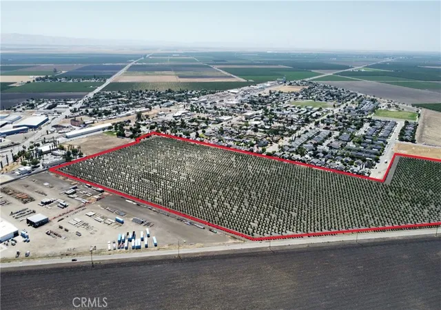 2nd image of 1 S Placer Ave, San Joaquin, CA 93660 | MLS# FR26134564