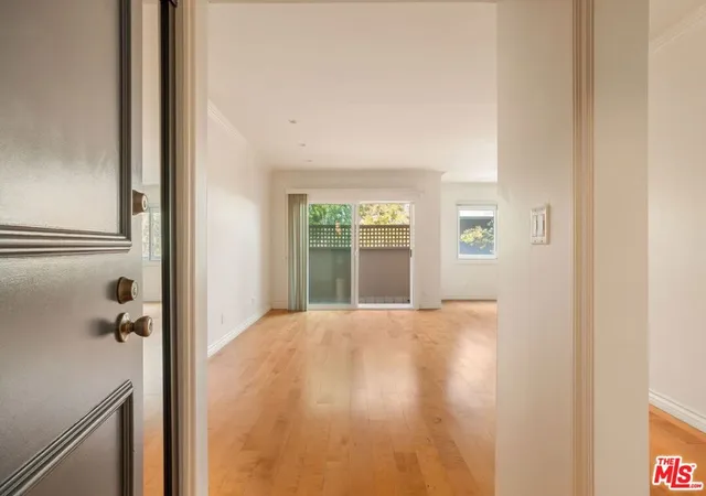 2nd image of 1203 N Sweetzer Ave #305, West Hollywood, CA 90069 | MLS# 26849995