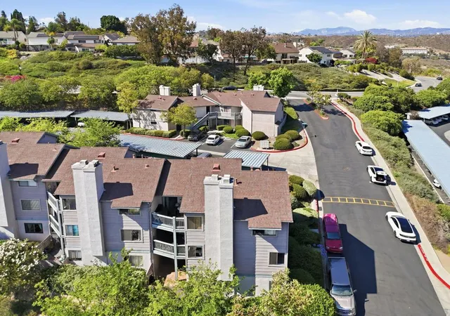 4th image of 3003 Blue Oak Ct, Spring Valley, CA 91978 | MLS# 260015004SD